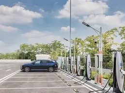 The Growing Role of High-Power DC Chargers in Logistics